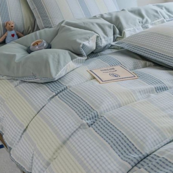 Twin Bed Flat Sheet ( Brand New ) - Picture 2 of 3